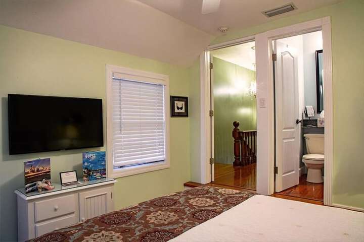 Room 9 of 26