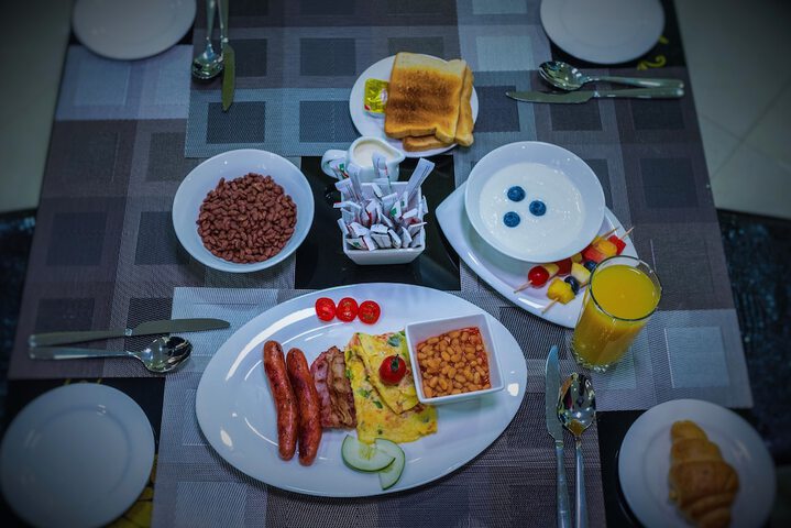 Breakfast/Coffee Service 14 of 17