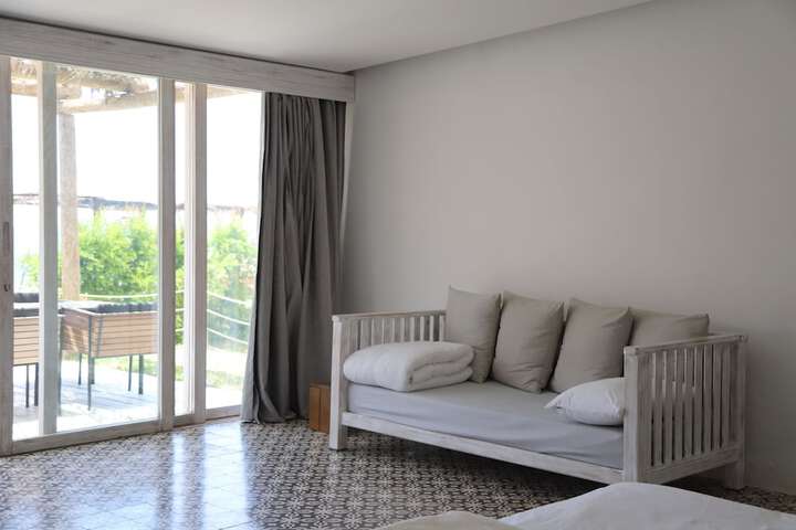 Room 43 of 102