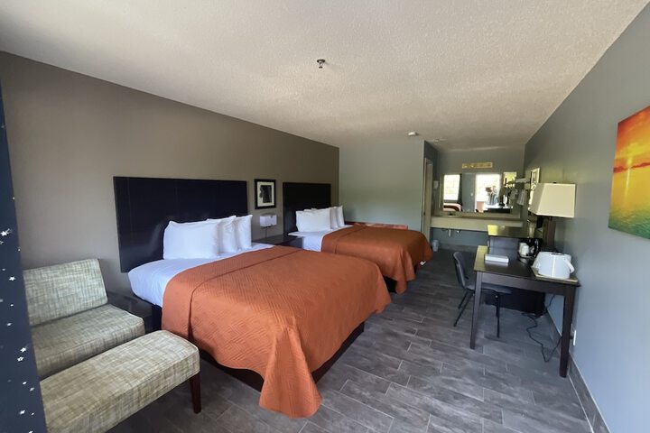 Room 10 of 21