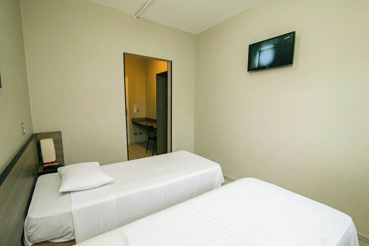 Room 20 of 48