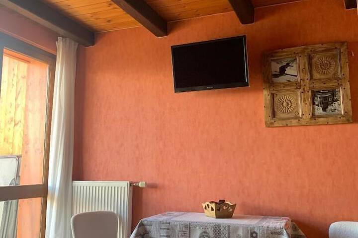 Room 10 of 67