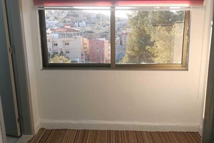 Room 19 of 29