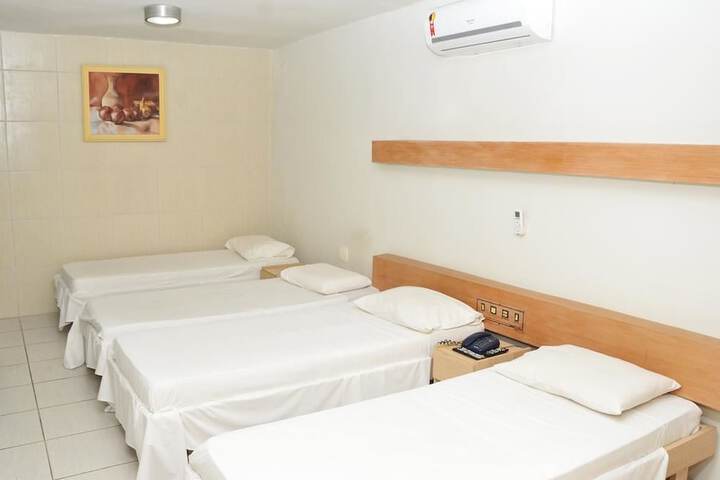 Room 8 of 35