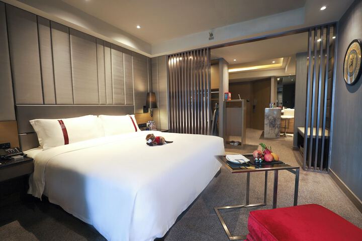 Room 14 of 55