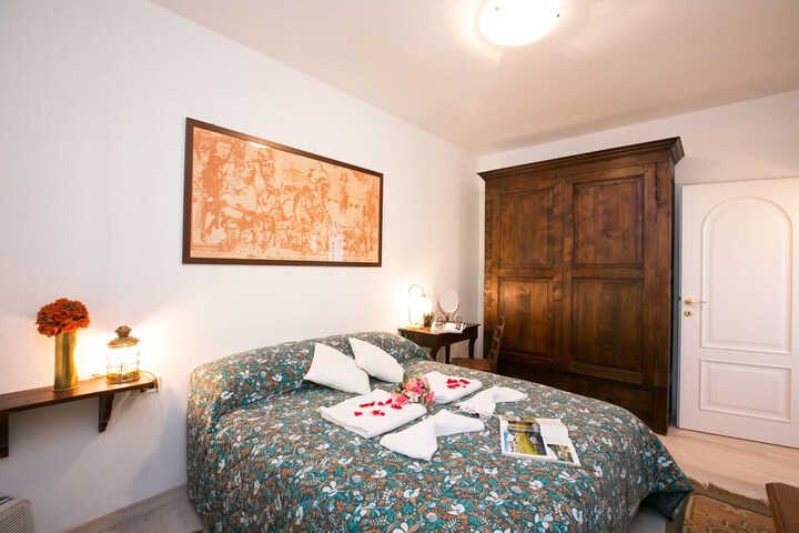 Room 5 of 39