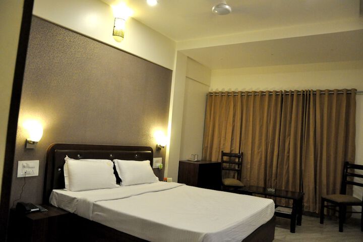 Room 10 of 39