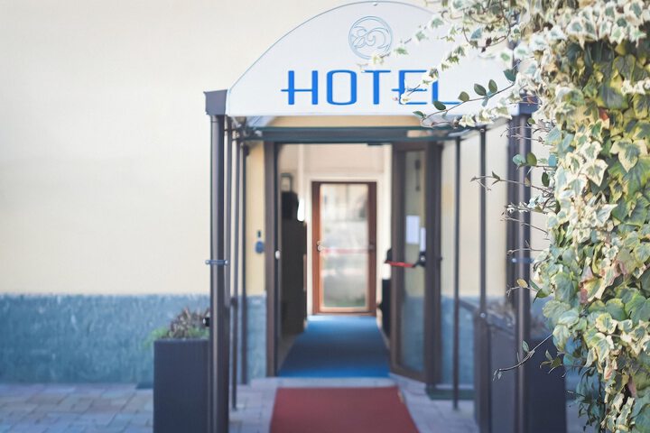 La Boheme SMART Hotel