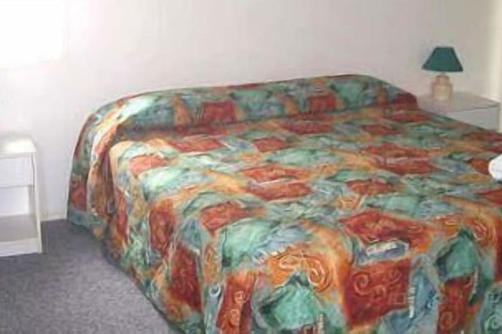 Room 11 of 20