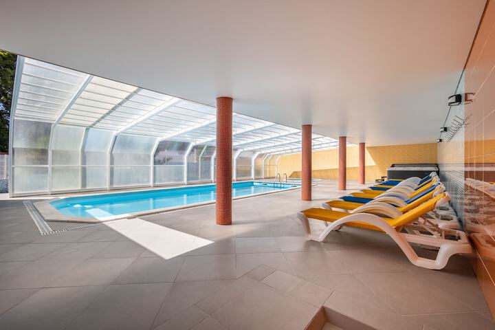 Pool 36 of 51