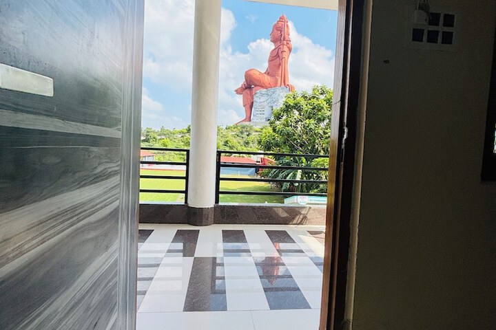 Room 21 of 41