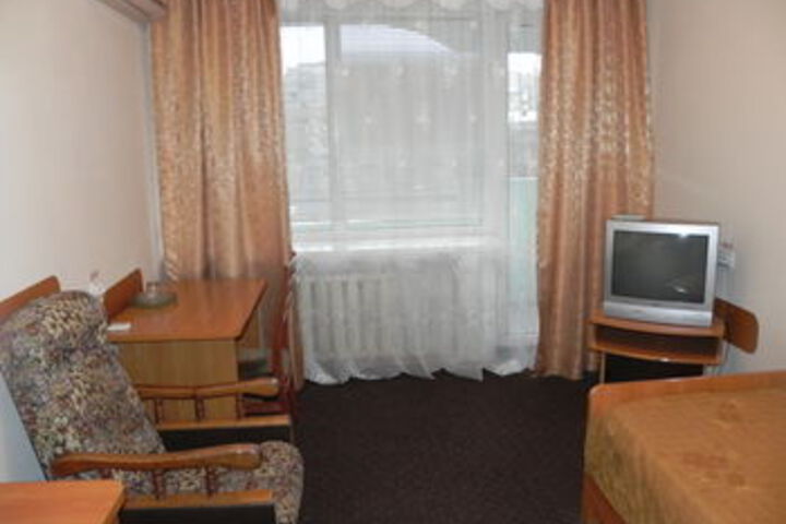 Room 8 of 23