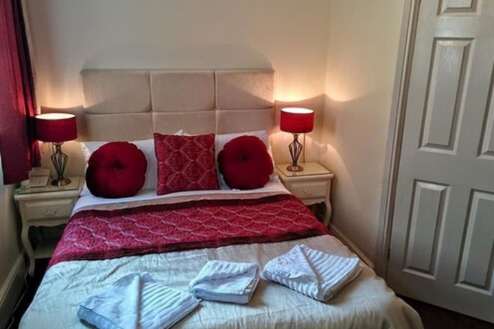 Room 14 of 45