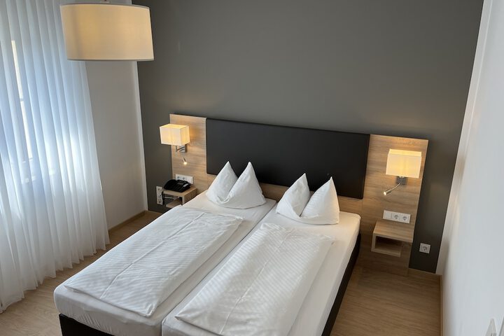 Room 3 of 23
