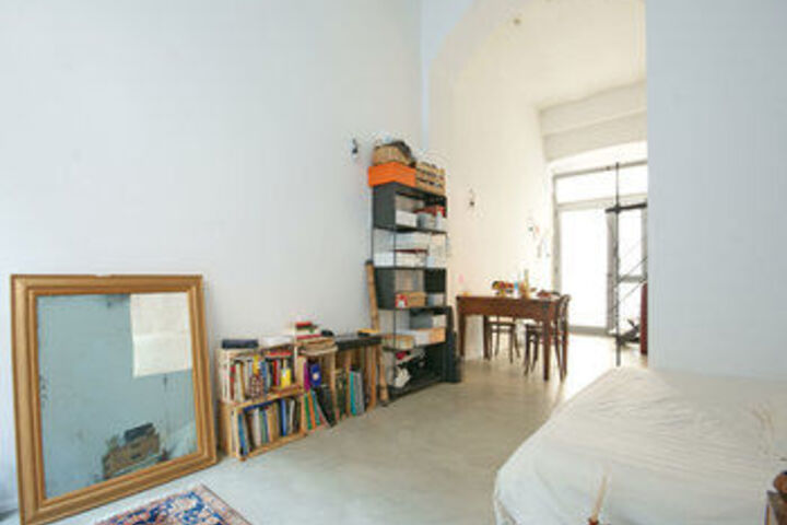 Room 49 of 73