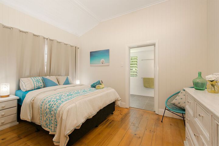 Room 3 of 12