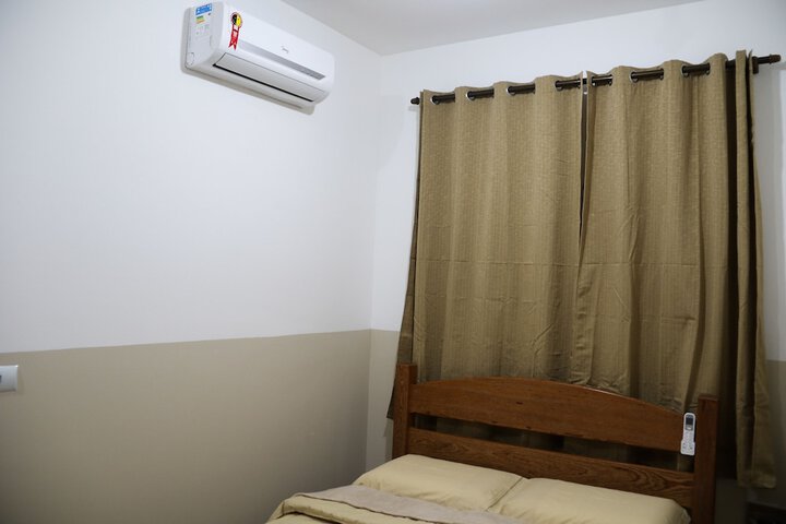 Room 10 of 60