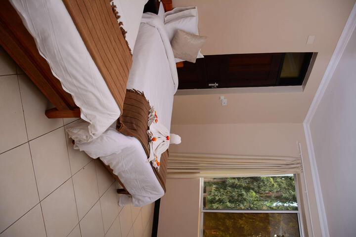 Room 14 of 48