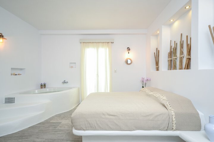Room 5 of 52