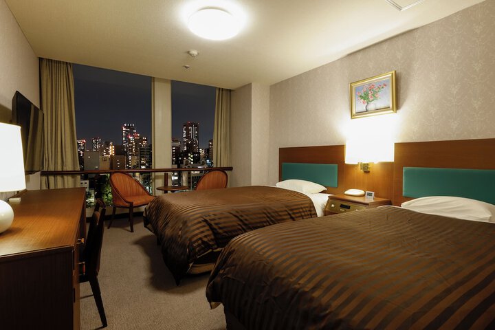 Room 15 of 53