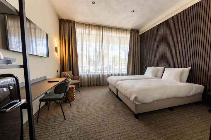 Room 56 of 132