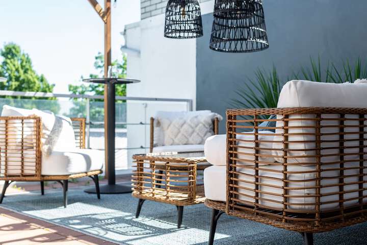 Sundeck 44 of 47