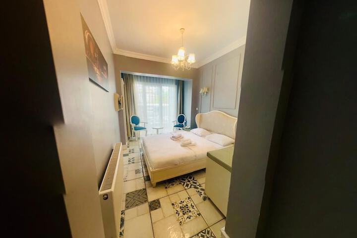 Room 46 of 125