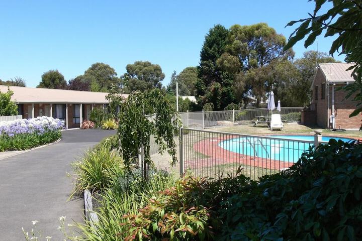 Pool Hotel