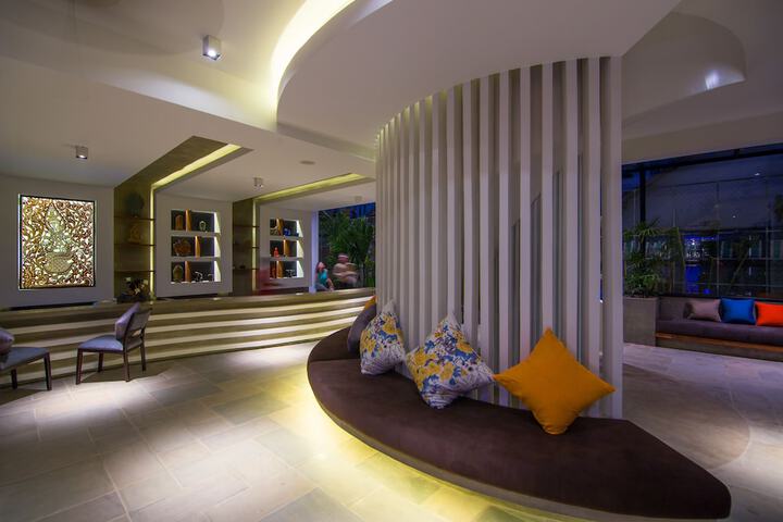 Hotel Interior 7 of 169