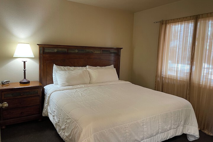 Room 16 of 97