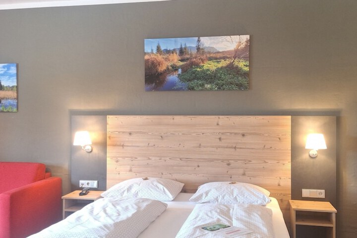 Room 41 of 90