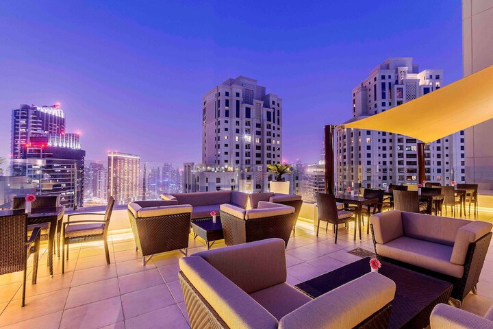 Lounge 180 of 199