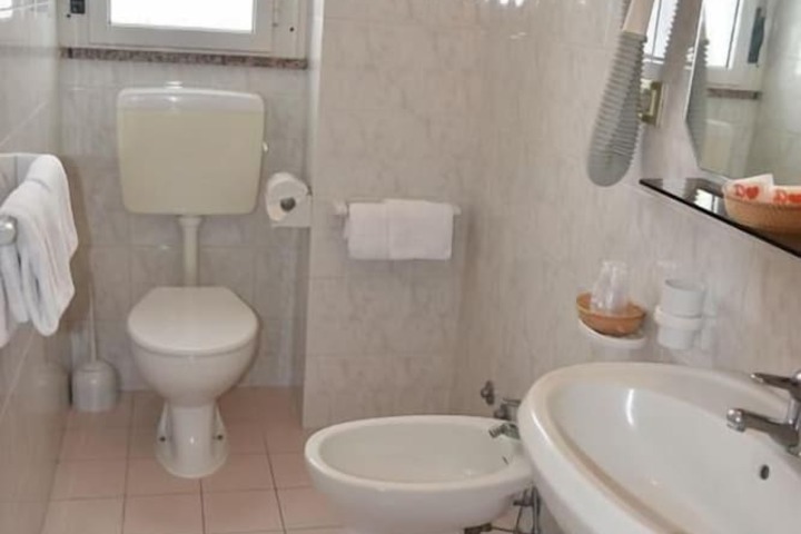 Bathroom Interior Photo