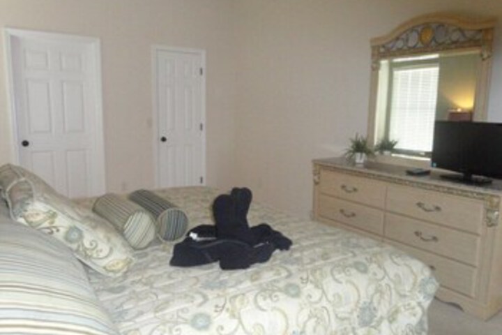 Room 109 of 142