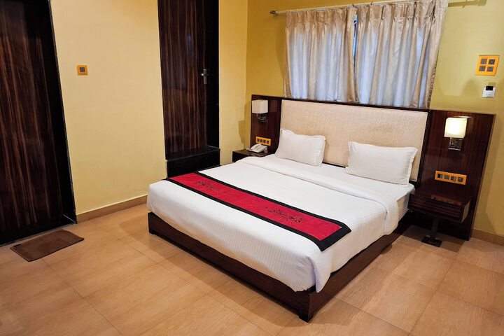 Room 44 of 111