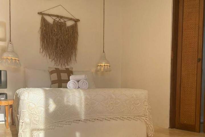 Room 5 of 52