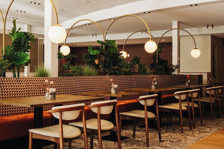 Dining Photos