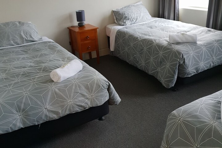 Room 8 of 40