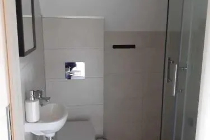 Room 7 of 20