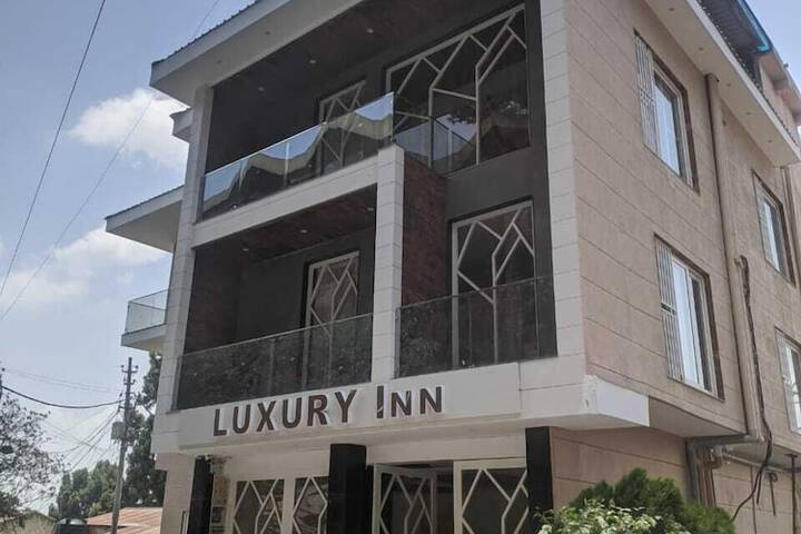 Luxury Inn by Stotrak Hotels