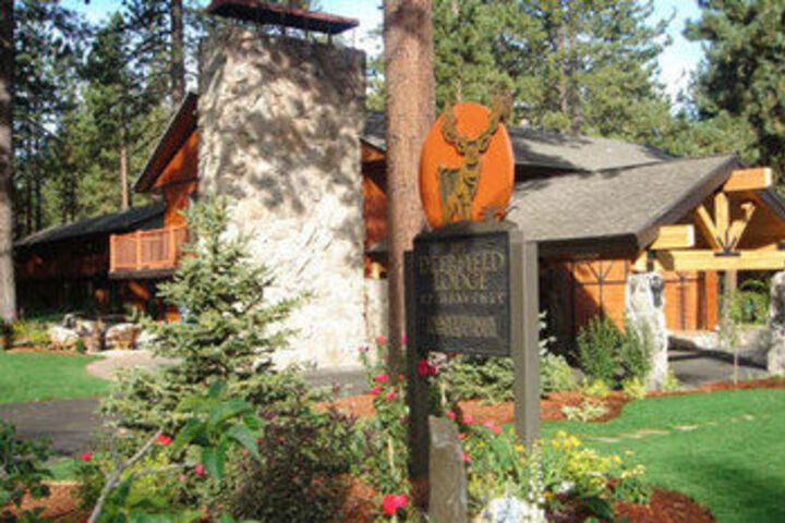 Exterior of The Deerfield Lodge at Heavenly