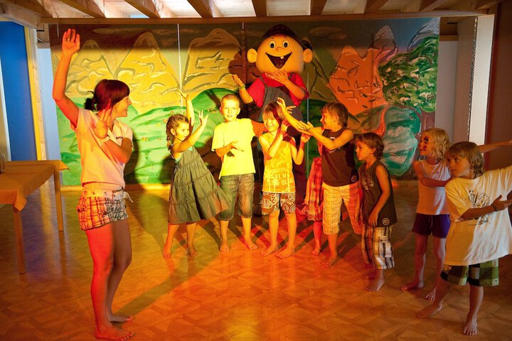 Childrens Activities 78 of 98