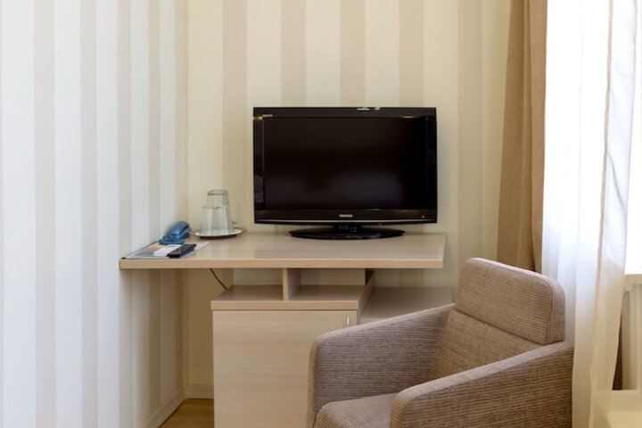 Room 21 of 39