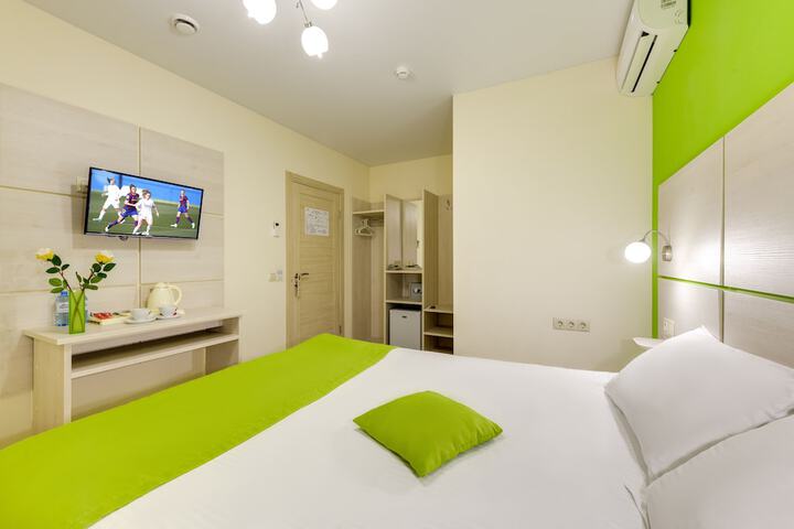 Room 40 of 95