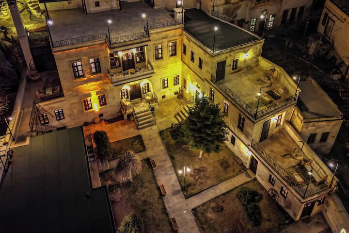 Hotel 86 of 89