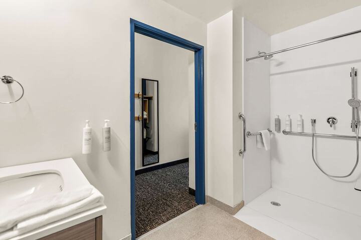 Bathroom shower