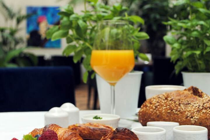 Breakfast/Coffee Service 50 of 74