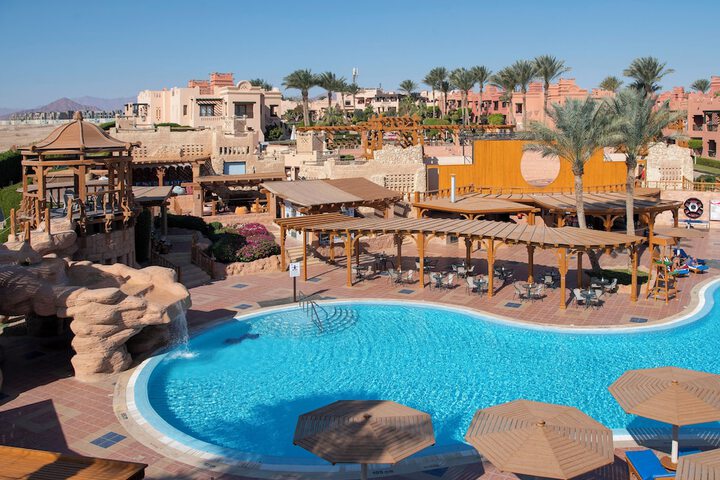 Pools & Facilities