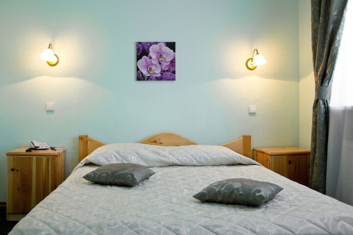 Room 12 of 21