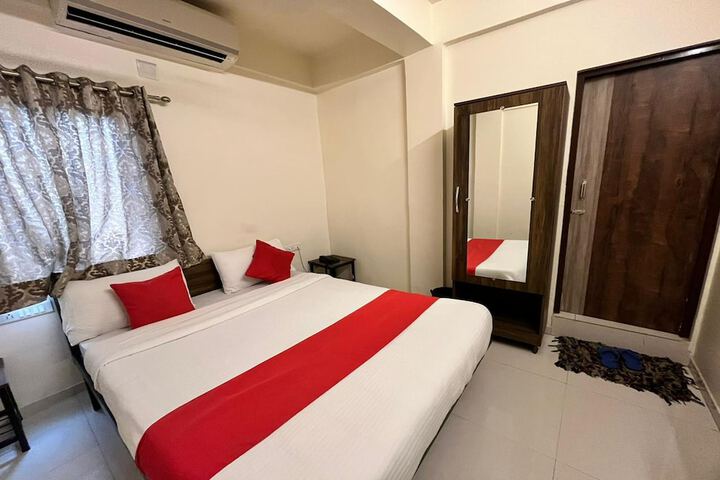 Room 7 of 30